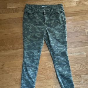 ON Rockstar Super Skinny Camo Jeans